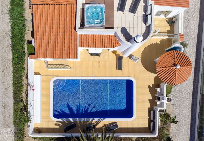 Villa in Carvoeiro - Casa Pitanga Villa in Carvoeiro - Casa Pitanga