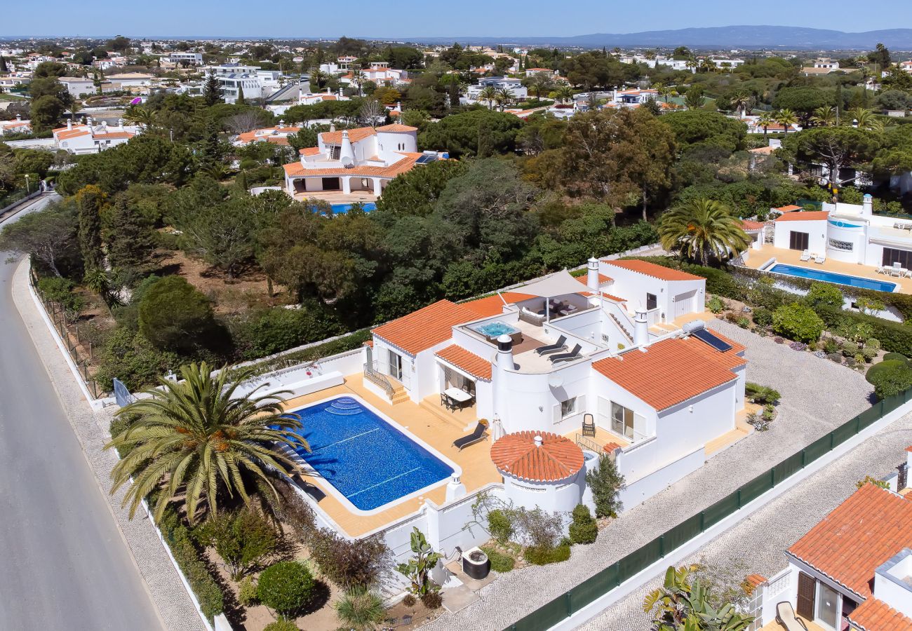 Villa in Carvoeiro - Casa Pitanga Villa in Carvoeiro - Casa Pitanga