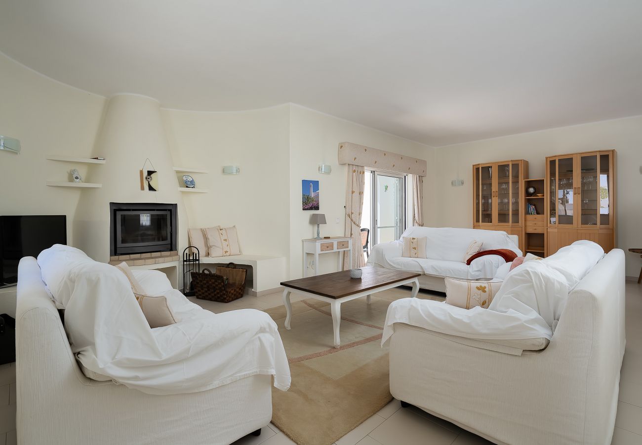 Villa in Carvoeiro - Casa Pitanga Villa in Carvoeiro - Casa Pitanga