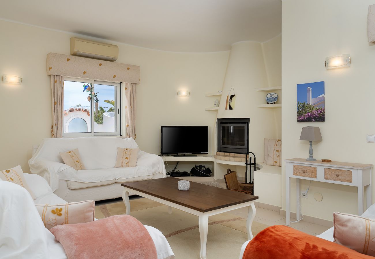 Villa in Carvoeiro - Casa Pitanga Villa in Carvoeiro - Casa Pitanga