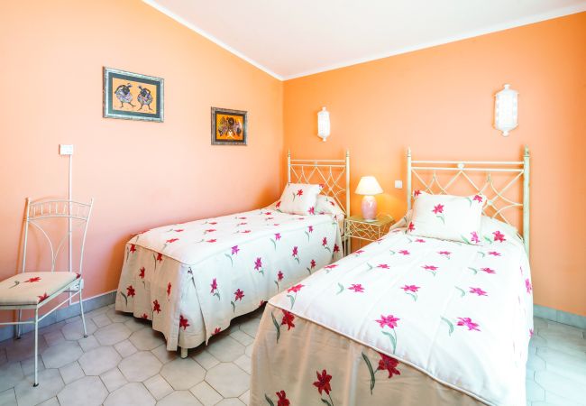 Villa in Carvoeiro - Casa Eliana Villa in Carvoeiro - Casa Eliana