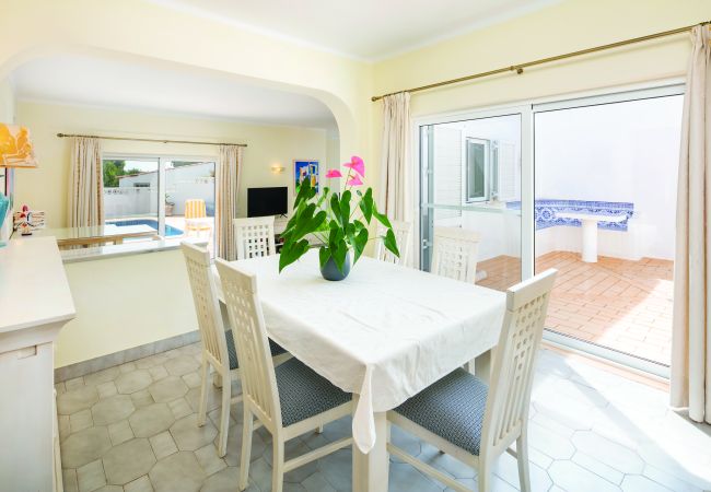 Villa in Carvoeiro - Casa Eliana Villa in Carvoeiro - Casa Eliana