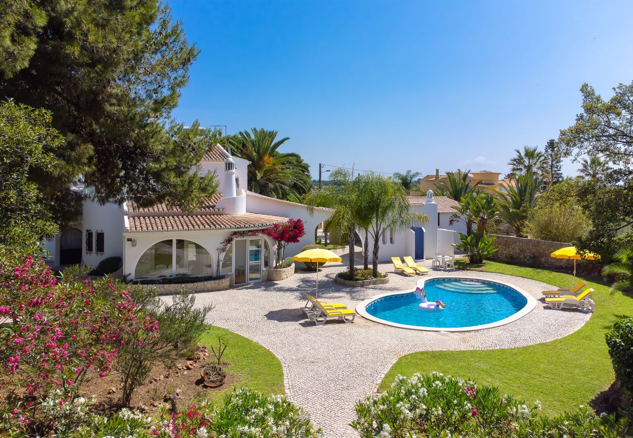 Villa in Lagoa - Casa dos Lombos Villa in Lagoa - Casa dos Lombos