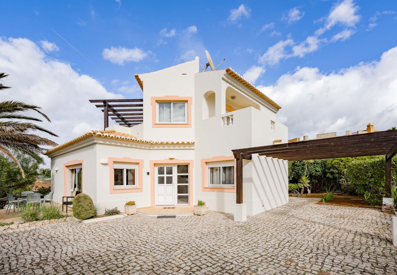 Villa in Carvoeiro - A Casinha Villa in Carvoeiro - A Casinha
