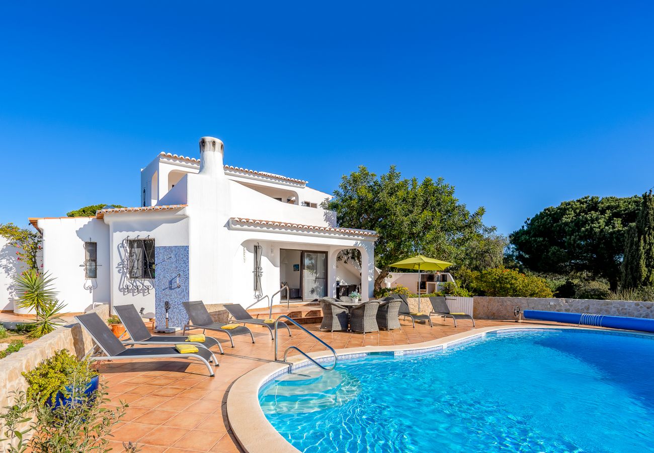 Villa in Carvoeiro - Casa Carob Villa in Carvoeiro - Casa Carob