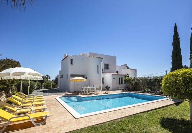 Doppelhaushälfte in Carvoeiro - Casa Bubbel