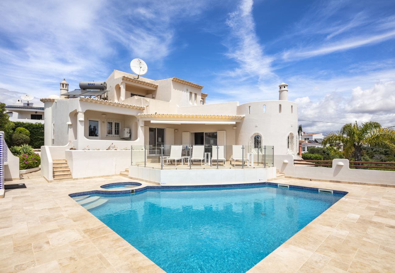 Villa in Carvoeiro - Pequena Torre